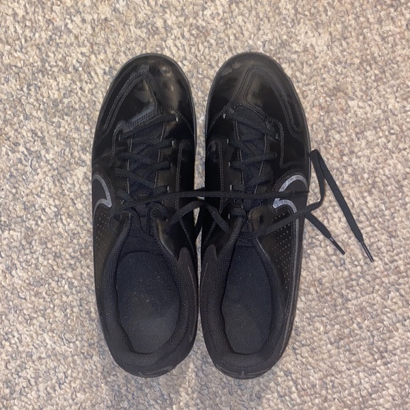 Nike Tiempo Indoor Soccer cleats - Picture 3 of 4